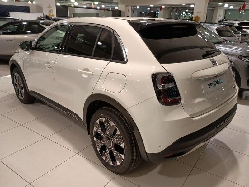 FIAT 600 600 Hybrid 110 CV DCT MHEV La Prima II