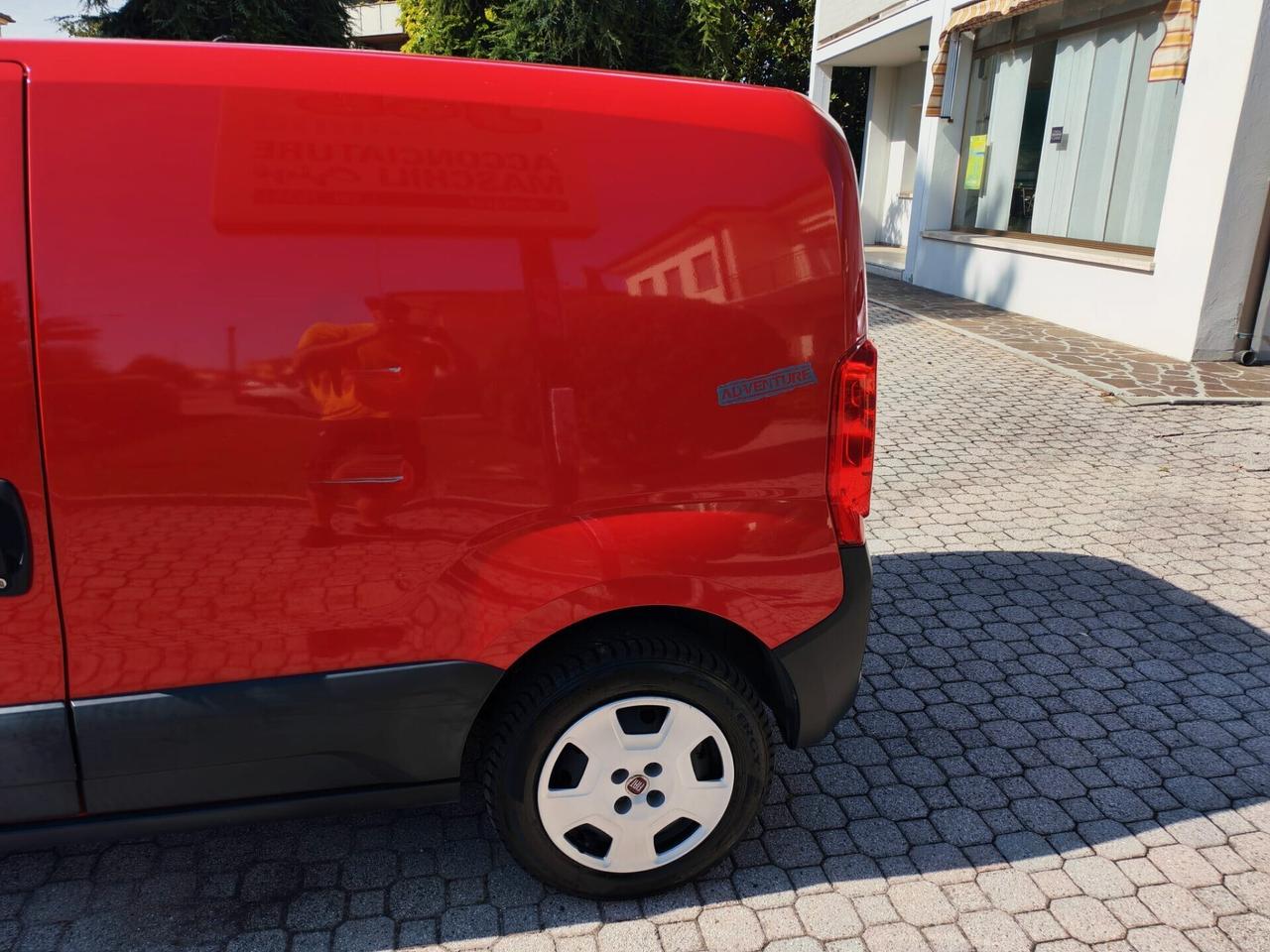 Fiat Fiorino 1.3 MJT 95CV Cargo Adventure