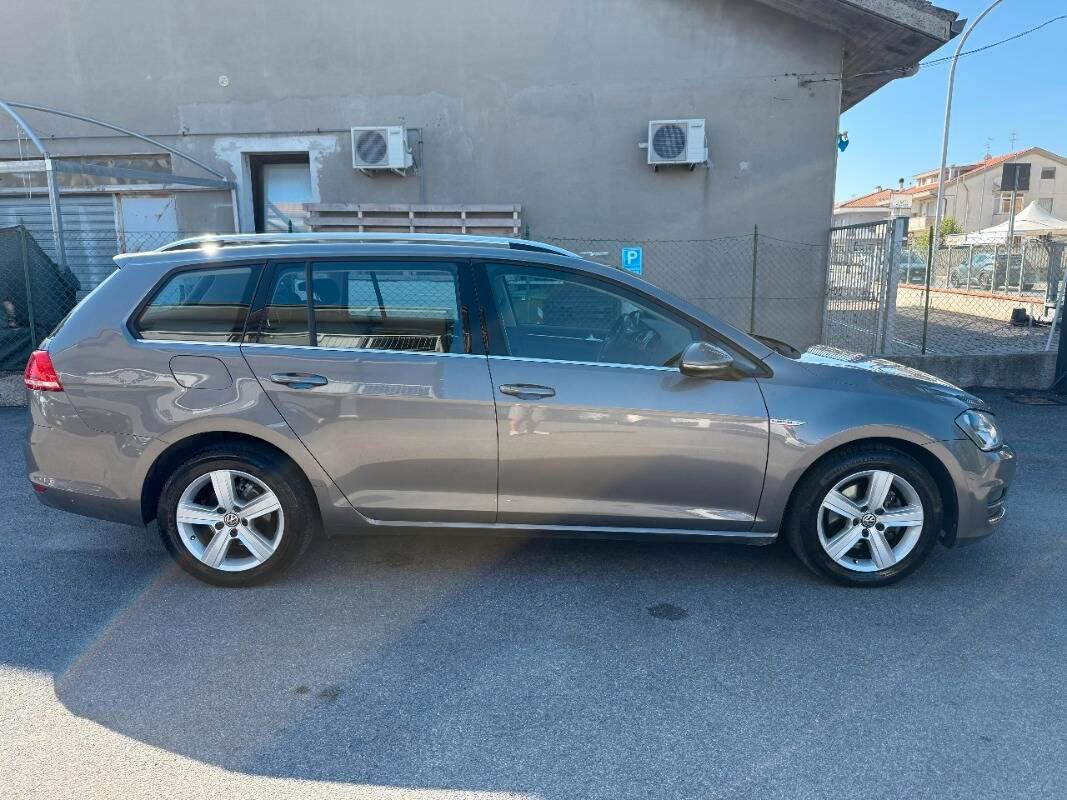 Volkswagen Golf Variant Golf var. 1.4 tgi Highline Executive (business) dsg