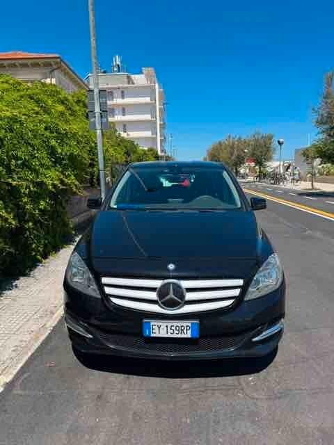 Mercedes-benz B 200 NGD Executive