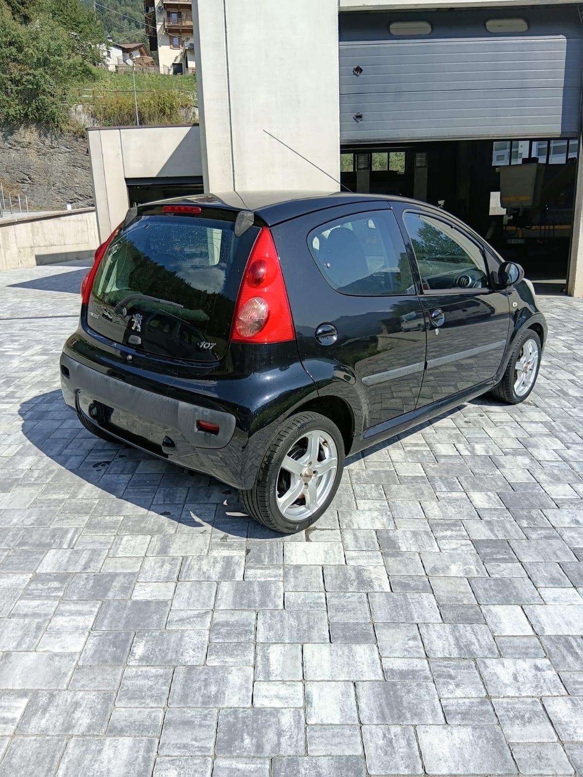 Peugeot 107 1.0 68CV 5p. Plaisir