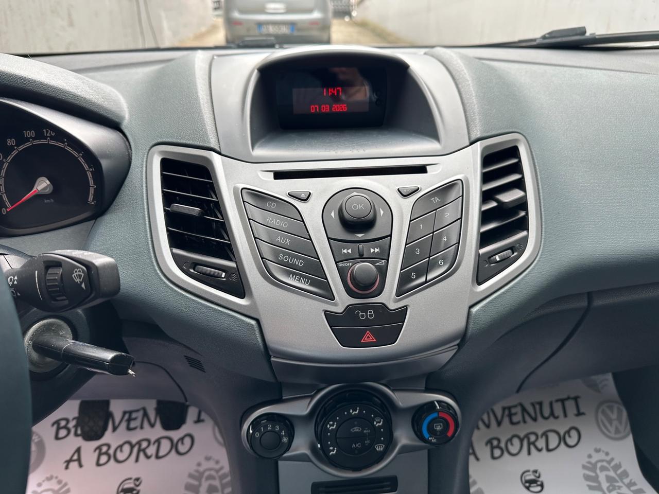 Ford Fiesta 1.4 TDCi 70CV 5 porte