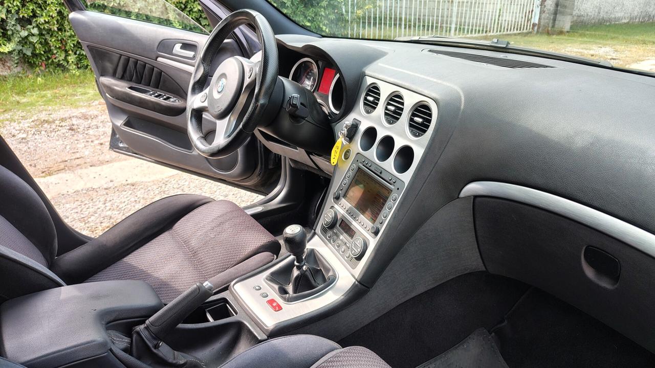 Alfa Romeo 159 1.9 JTDm 16V Exclusive