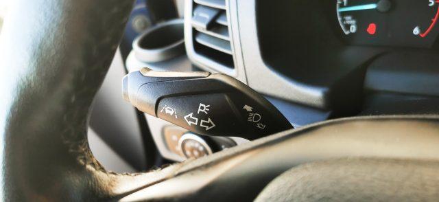 FORD Transit Custom 320 2.0 EcoBlue 130 aut. PL Combi Trend