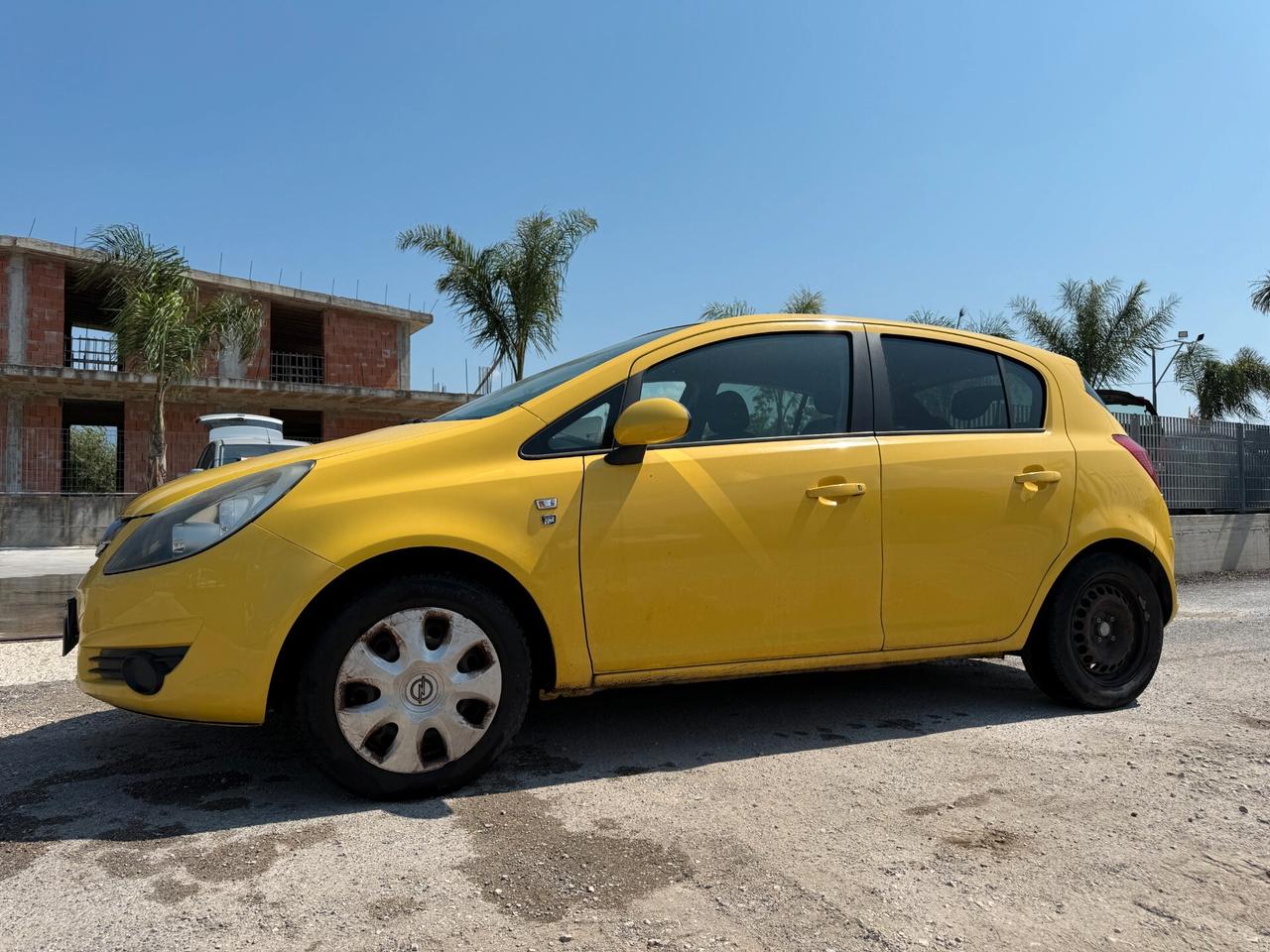 OPEL CORSA 2010 1.2 BENZ 85 CV *CAMBIO AUTOMATICO ?