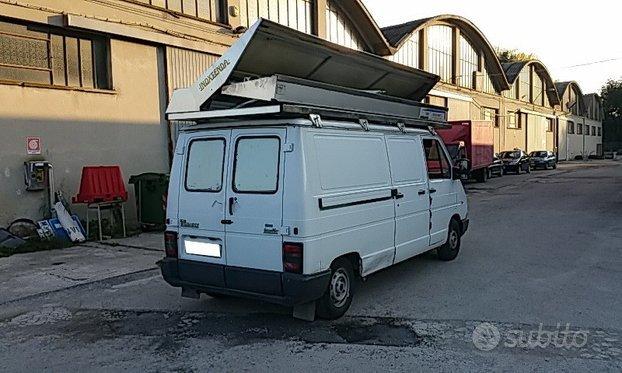 Renault Trafic 2.1 D PL Tenda 8x5 Ambulanti