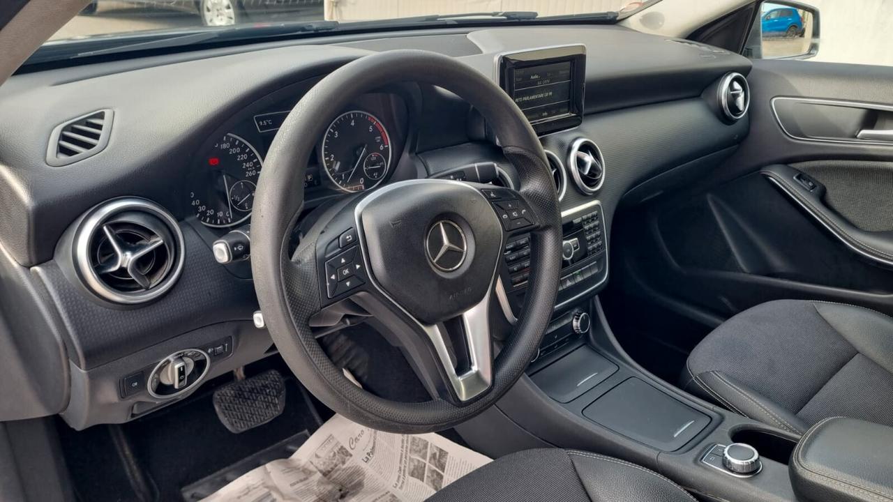 Mercedes-benz A 180 CDI Automatic Dark Night Edition 1.5 DIESEL 109CV 80KW
