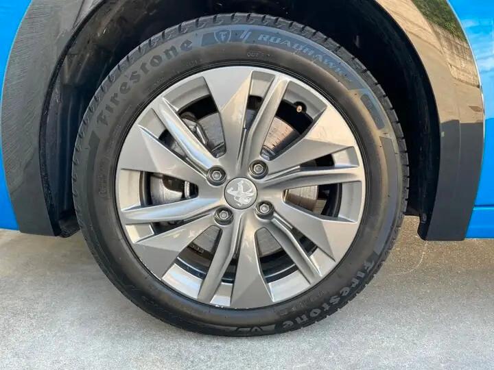 PEUGEOT 208e ALLURE 100kW