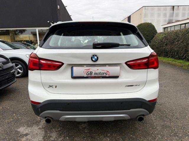 BMW X1 xDrive18d xLine AUT - NAVI - LED - BT - 18