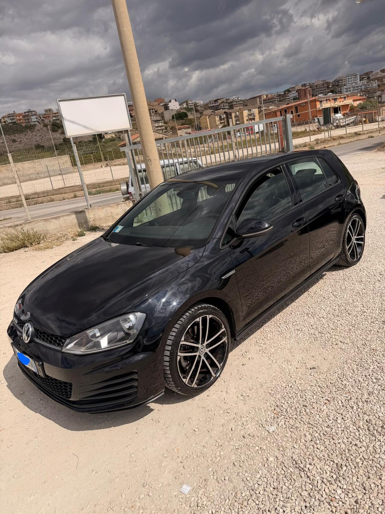 Volkswagen Golf 7 GTD 2.0 TDI 5p. 184 cv anno 2015