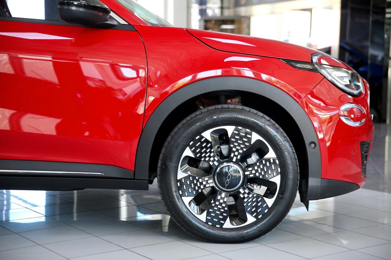 Fiat 600 Hybrid 110 cv DCT mhev La Prima