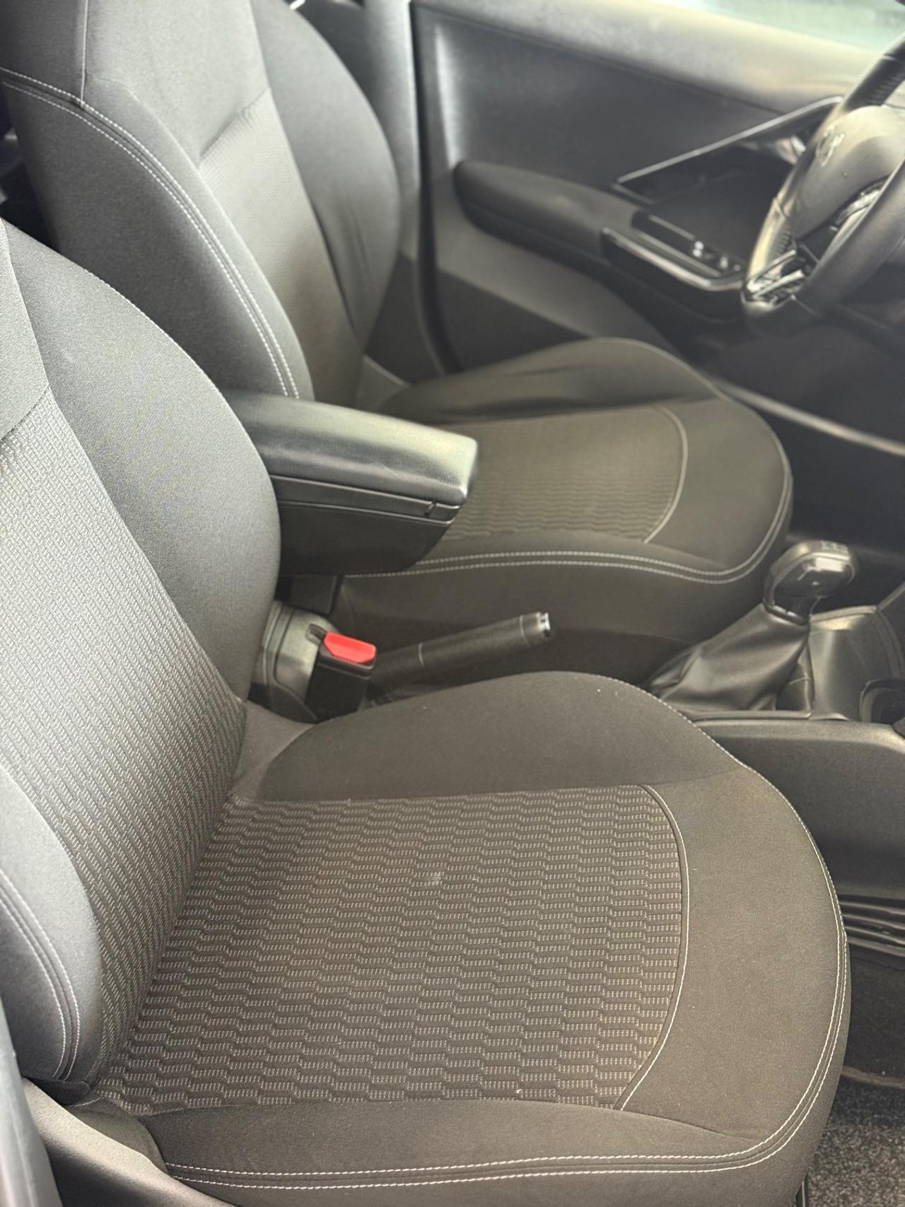 Peugeot 208 PureTech 82 5 porte Allure