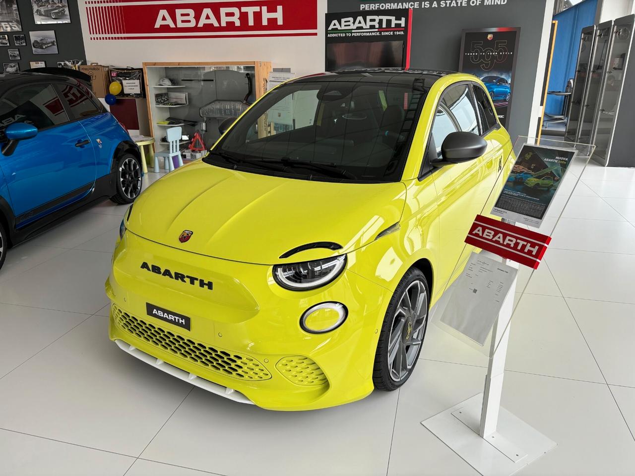 Abarth 500e Scorpionissima