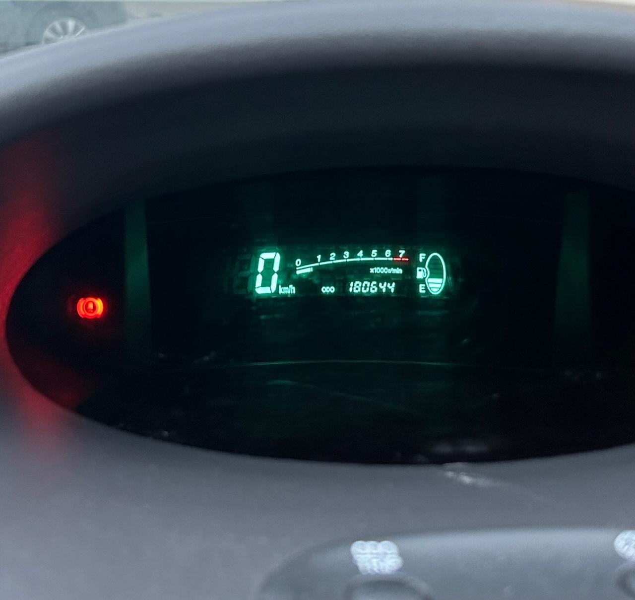 Toyota Yaris 1.0i 16V cat SOL 3 porte Neopatentati