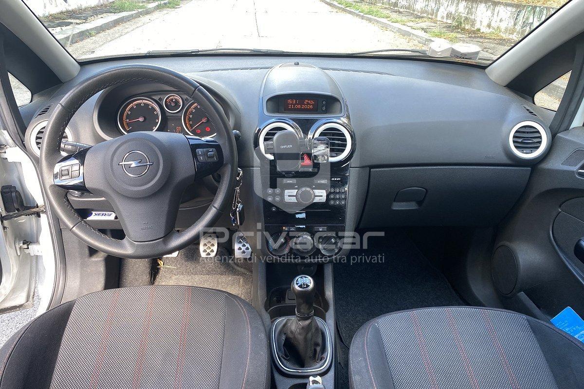 OPEL Corsa 1.4 16V 3 porte b-color