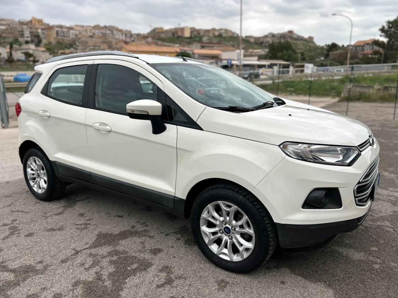 Ford EcoSport 1.5 TDCi 95 CV Business 10/2015