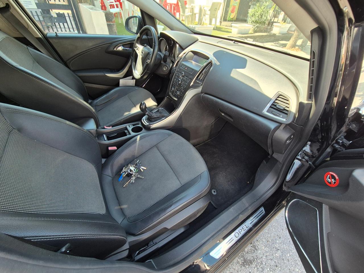 Opel Astra 1.7 CDTI 110CV 5 porte Cosmo