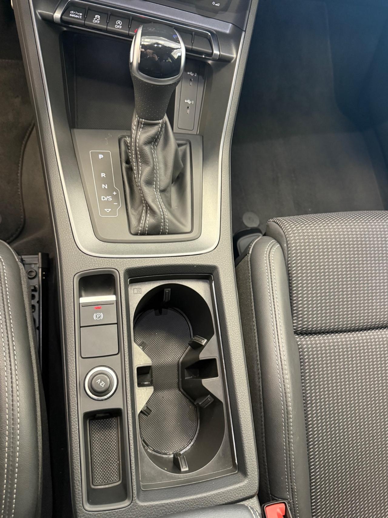 Audi Q3 SPORTBACK 35 tdi S-line edition S-tronic NAVI,TELECAMERA,FARI LED,APPLE CARPLAY,AZIENDALE ITA