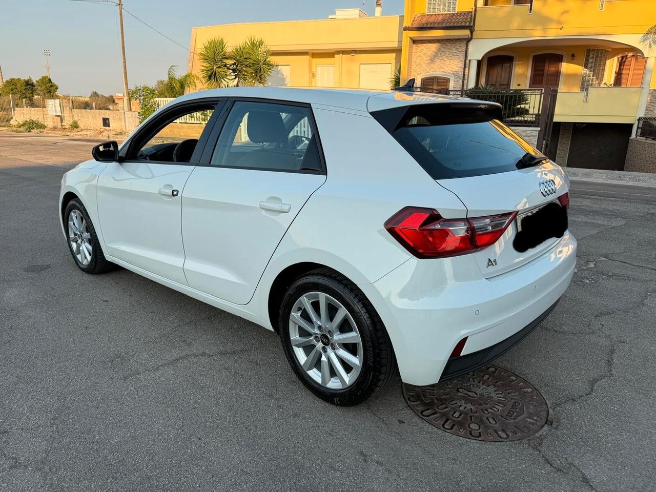 Audi A1 SPB 30 TFSI S tronic line edition