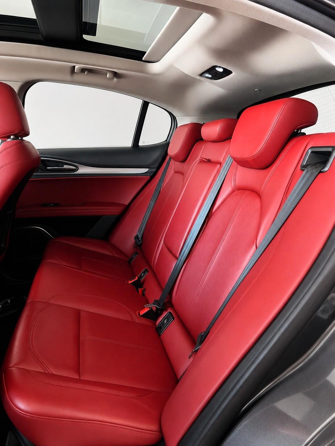Alfa Romeo Stelvio 2.2 Turbodiesel 210 CV AT8 Q4 B-Tech TETTO APRIBILE