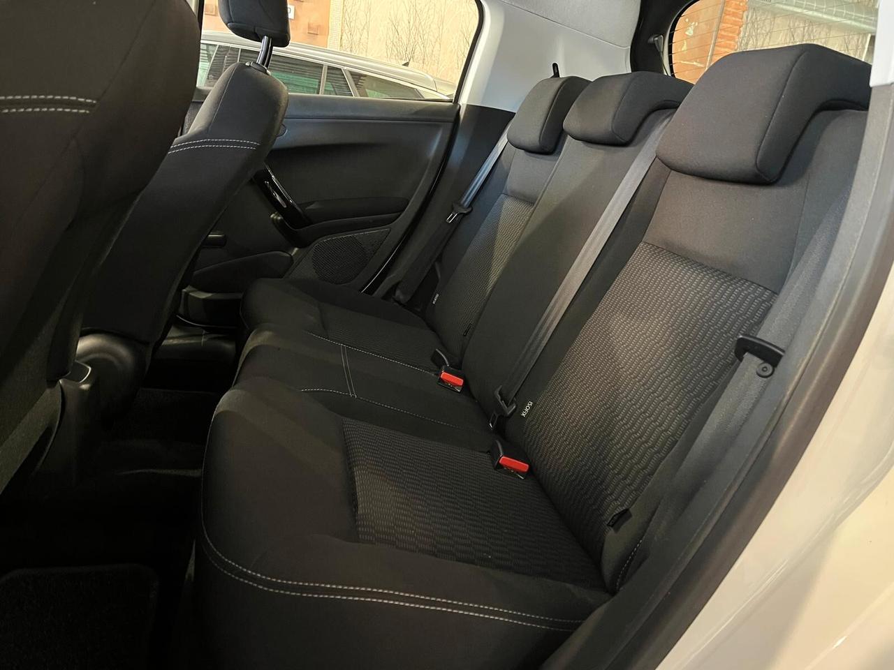 Peugeot 208 PureTech 82 5 porte Access