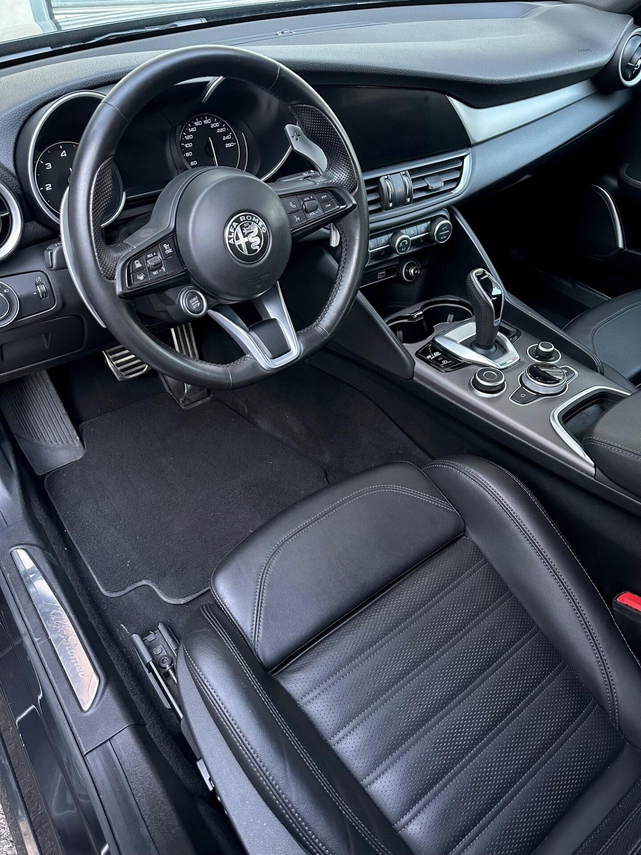 Alfa Romeo Giulia 2.2 TD 210cv AT8 Q4 Veloce