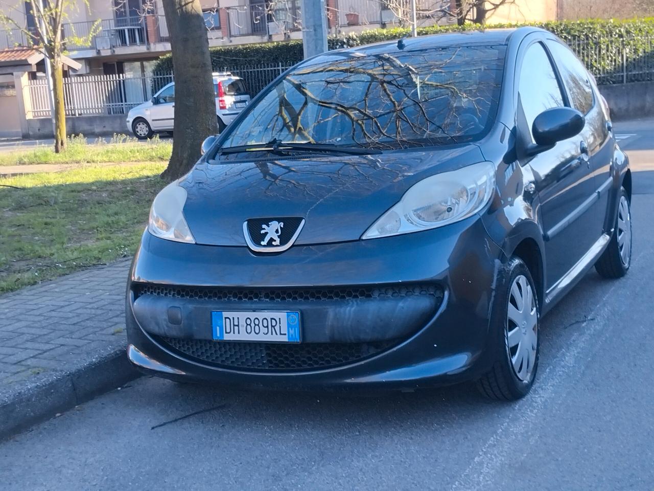 Peugeot 107 1.0 68CV 5p. Plaisir 2Tronic IDEALE PER NEO PATENTATI A SOLI 2.999 EURO