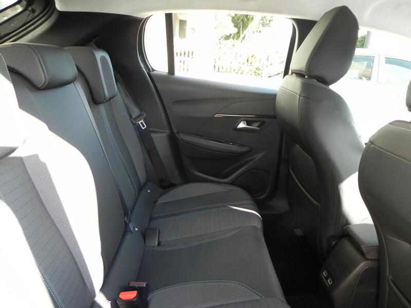 Peugeot 208 BlueHDi 100 Stop&Start 5 porte Allure Navi Pack