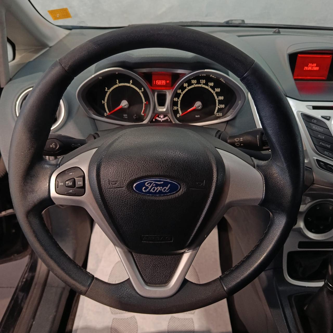 Ford FIESTA 1.4 GPL TITANIUM