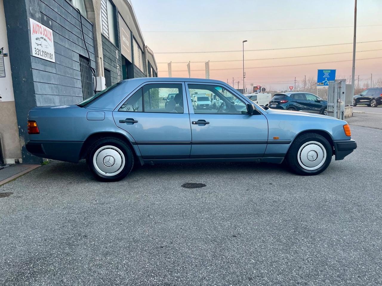 Mercedes-benz E 200 w124