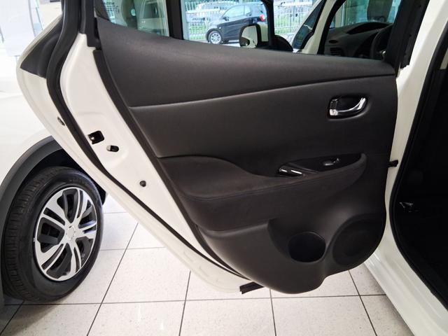 NISSAN Leaf Acenta 30KWh