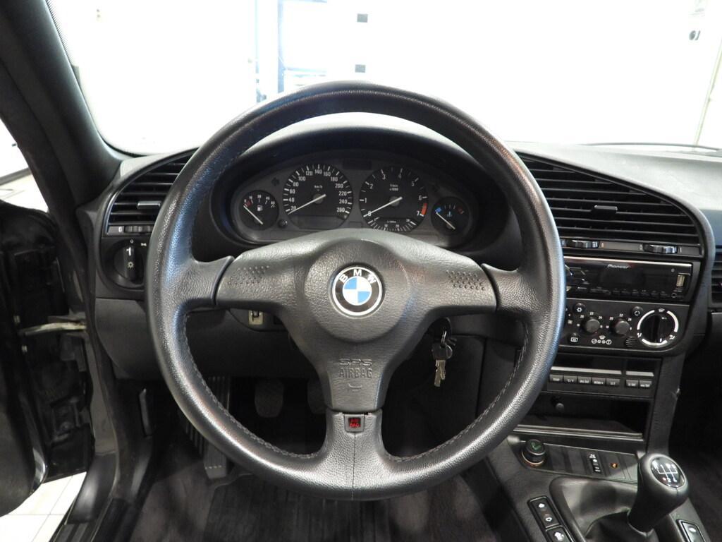 BMW Serie 3 Cabrio 320 i Europa