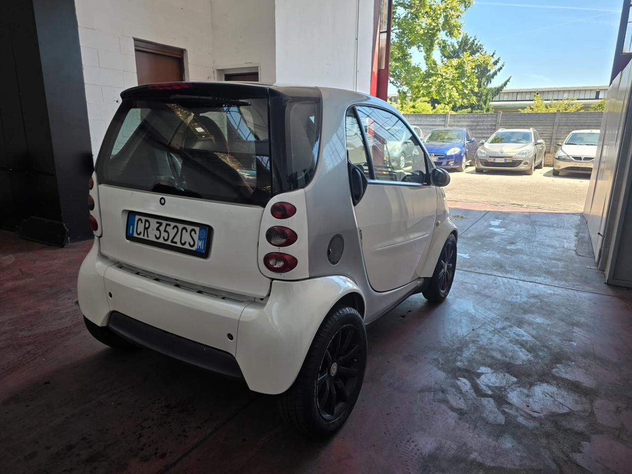 Smart ForTwo 700 coupé pure (45 kW) 73.000 KM
