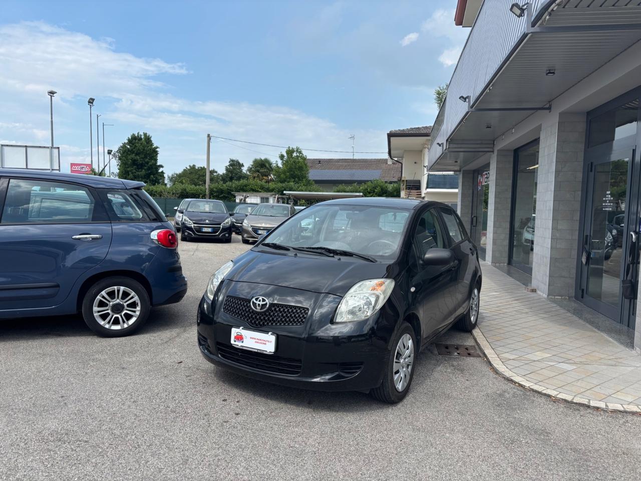 Toyota Yaris 1.0 Benzina Neopatentati