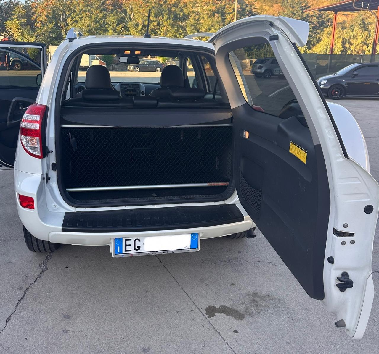 Toyota RAV 4 2.2 D-4D 150 CV DPF Exclusive 4x4