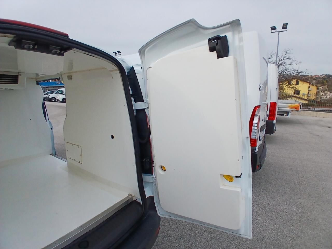 Ford Transit Connect FRIGO COIBENTATO
