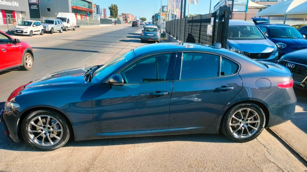 Alfa Romeo Giulia 2.2 Turbodiesel 150 CV AT8 Super
