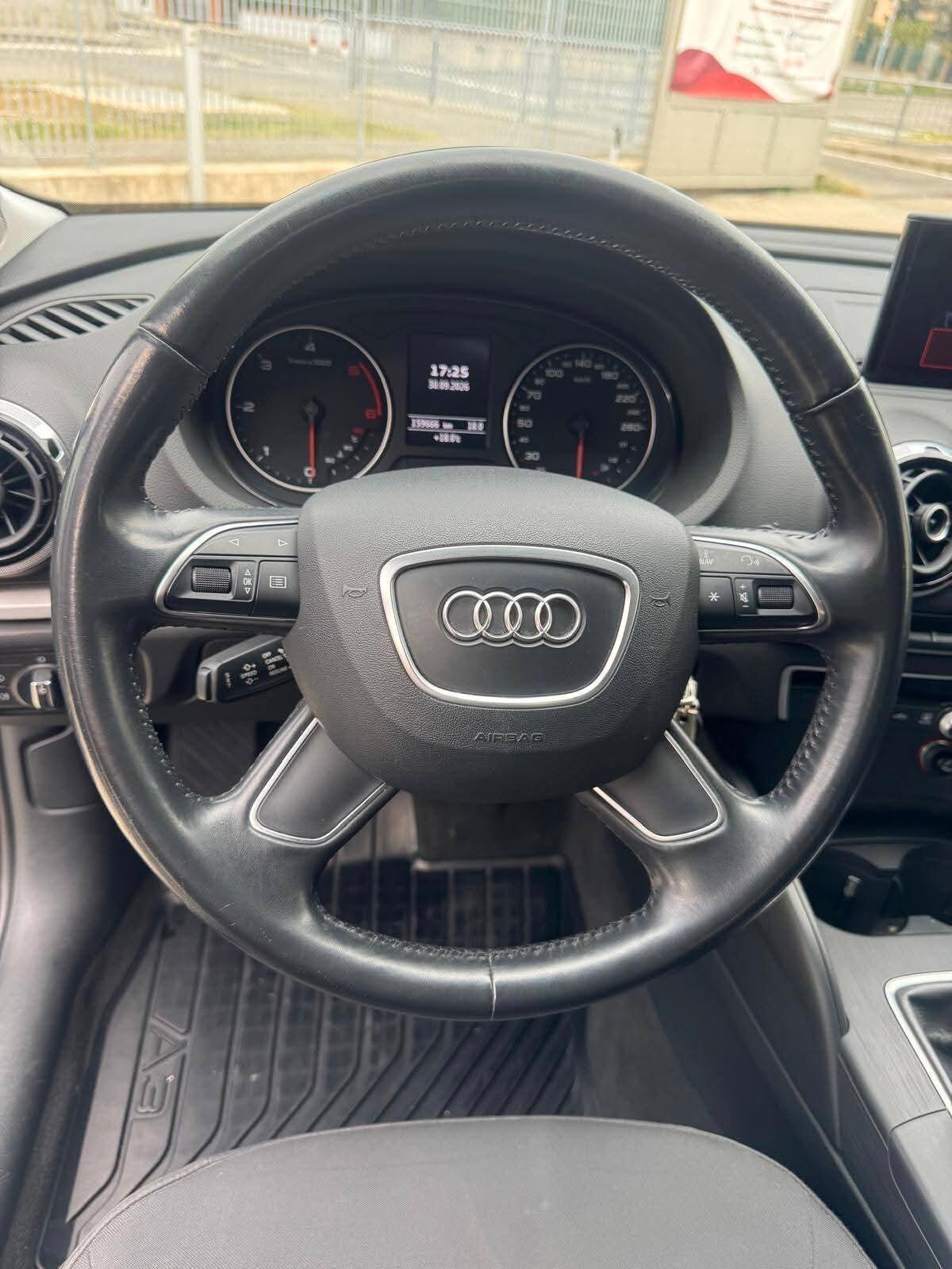 Audi A3 SPB 1.6 TDI clean diesel Admired