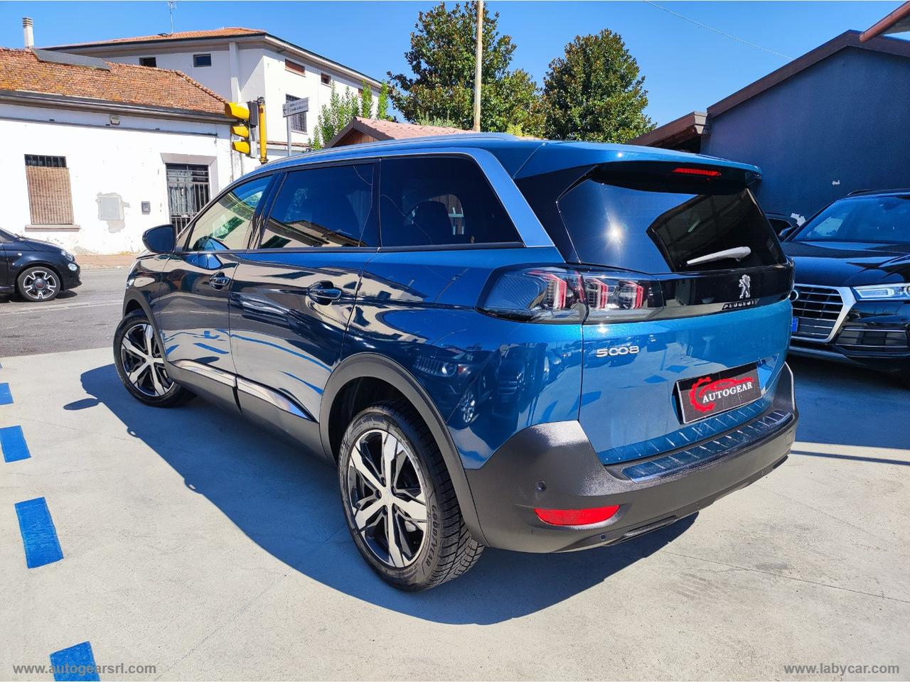 PEUGEOT 5008 BlueHDi 130 S&S EAT8 Allure Pack