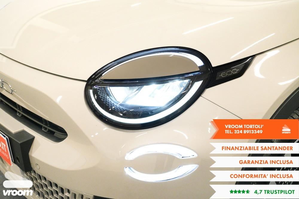 FIAT 600 (2023-->) 600 Hybrid 100 CV DCT MHEV L...