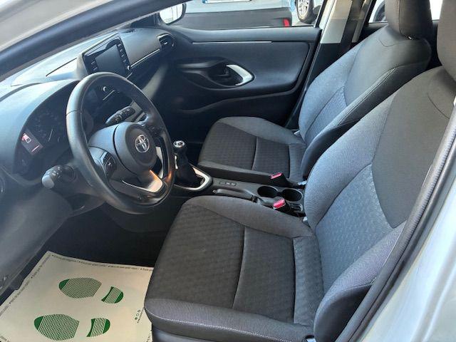 TOYOTA Yaris 1.0 5 porte Active