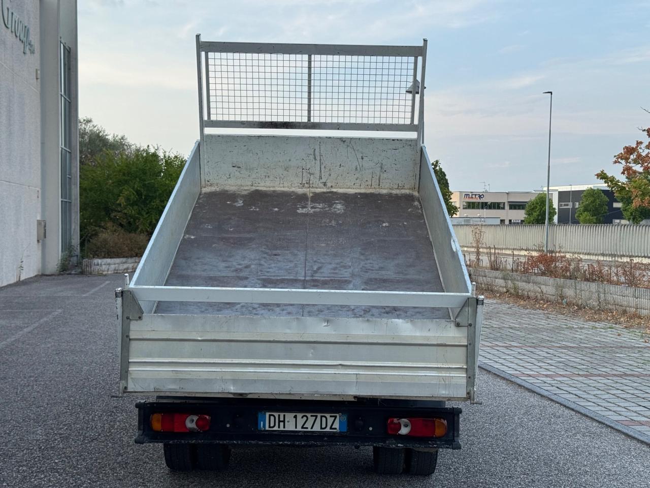 Nissan Cabstar 2.5 Dci 130cv Ribaltabile
