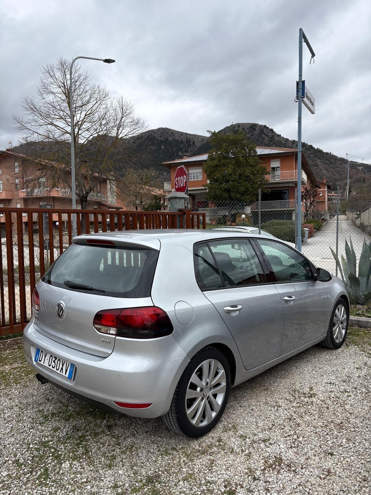 Volkswagen Golf 6 2.0 TDI 110CV PERFETTA NEOPATENTATI
