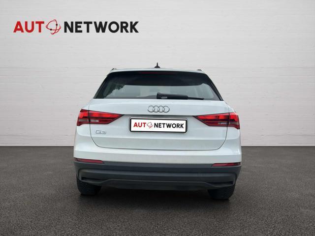 AUDI Q3 35 TDI Business