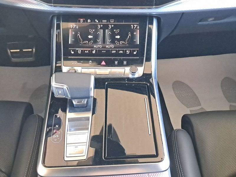 Audi Q8 50 TDI 210kW quattro tip. S Line Edition