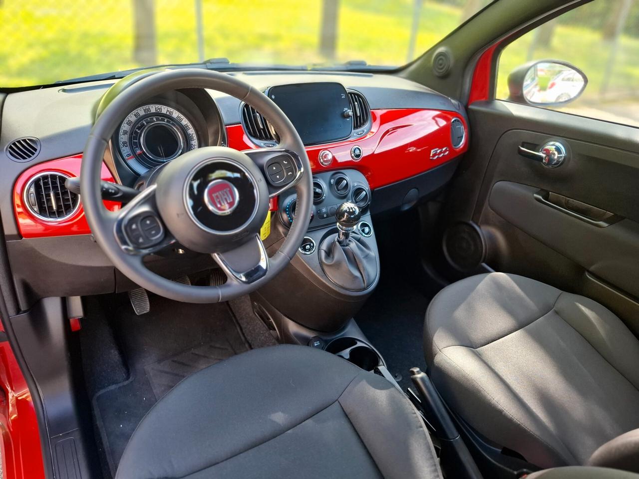 Fiat 500 1.0 Hybrid adatta a neopatentati