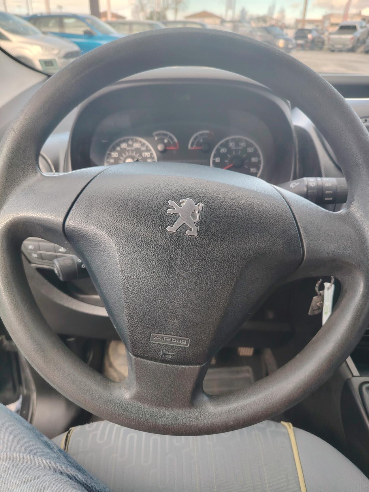 Peugeot Bipper Tepee 1.3 HDi 75 FAP Outdoor