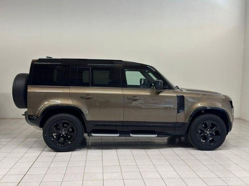 Land Rover Defender 3.0D 200cv X-Dynamic SE | AUTOCARRO N1 | PEDANE