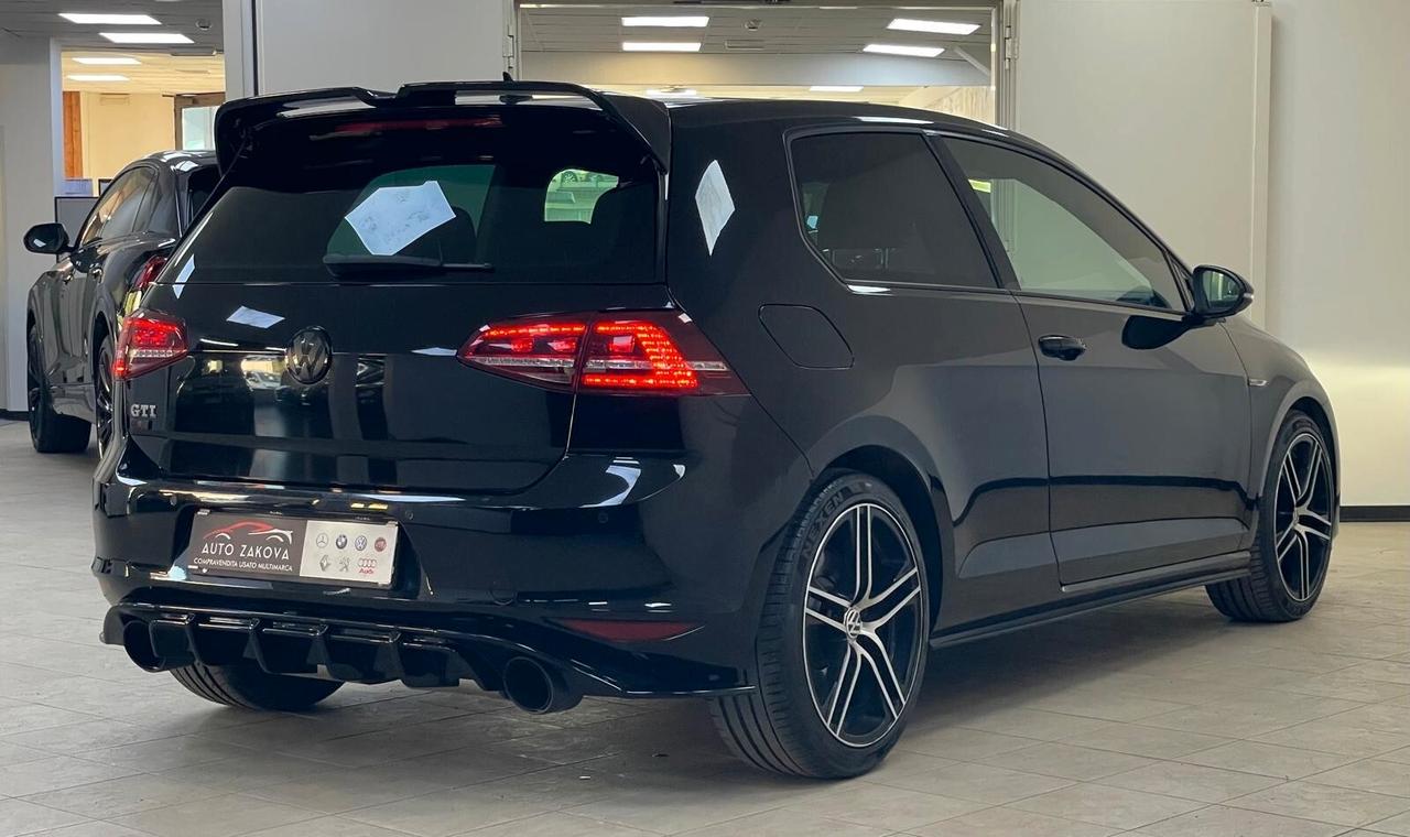 Volkswagen Golf GTI 7 2.0 TFSI DSG