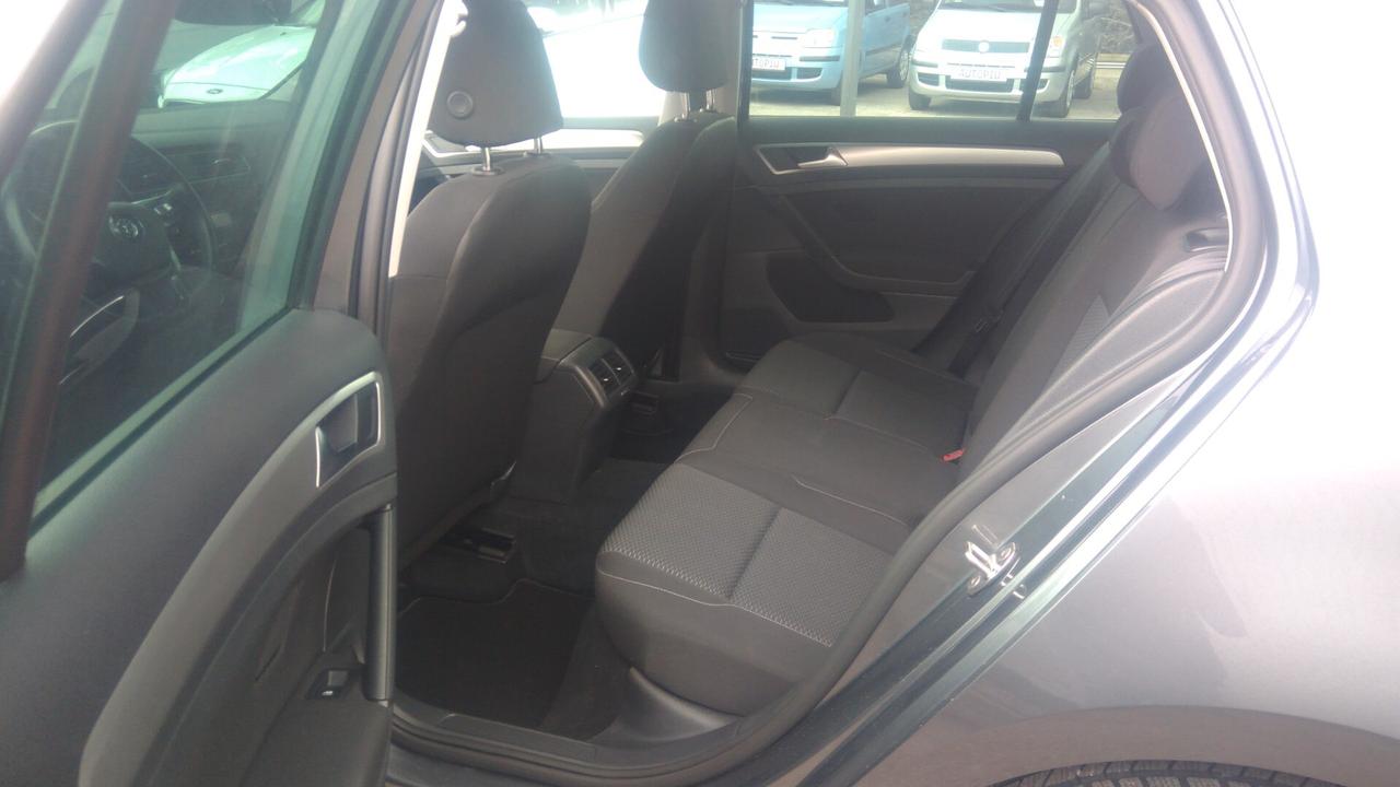 Volkswagen Golf 1.6 TDI 115 CV 5p. Restyling-Garantita 24 Mesi